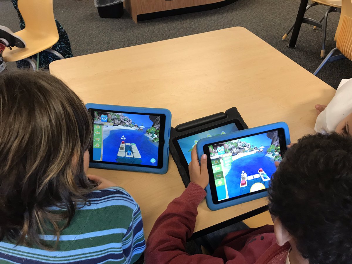 mrs_rubeck's tweet photo. 2nd graders using @boxislandgame to explore coding during #HourOfCode @4KristenEnglish @anselbrian2014 @MTringone #wcpsmd #WCPSThinksComputationally https://t.co/fY5K5Ww4WC