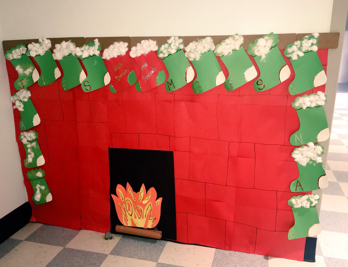 SJP2CALowerMill's tweet photo. The stockings were hung by the chimney with care, in hopes that St. Nicholas soon would be there 🎅🏻🎄 @MsCurransPreKB the Principal is wondering where her stocking is? Ask Santa, she is on the nice list! @kate_brandley @SJP2CA @RCABKMEARS @CCatholicSchool @CSOboston https://t.co/JFwU7BWzLh
