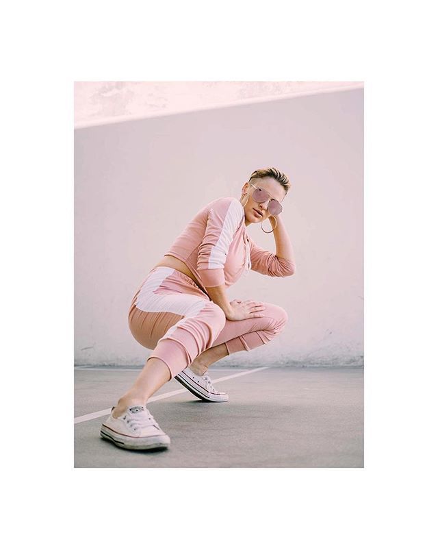 chvrlesjr's tweet photo. Sliding into the dms like...hey😎
.
.
.
#antidose #mightykillers #pursuitofportraits #postthepeople #theweekoninstagram #hsallstars #expofilm3k #socalityla #pulsefilm #converseonestar #humanedge #humaneffect #wethecreators #ftmedd #creativesontherise … https://t.co/ZWdBVAymXx https://t.co/kzqEbtoV9E