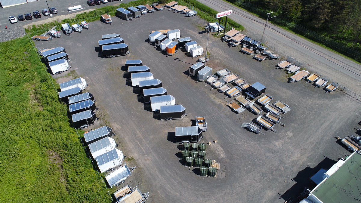 multivehicules's tweet photo. #Multivehicules- #Trailer #neuf et #usagé à vendre - Meilleur prix au #Québec! "Remorques neuves et d'occasion à vendre de type #utilitaire, #dompeur, #plateforme et #cargo. #Trailer tout usage pour #motoneige, #VTT, #moto ou #voiture. Fabriqué en #aluminium, #acier ou #galvanisé https://t.co/9njvLLd9nY