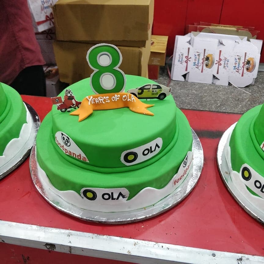 Sometimes it's seems easy n simple but once you get in too it takes ur breath deffinatly got the great experience working with old in Multi cities of india kolkata, bangluru, mumbai, haryana and pune with the huge quantity of cake that too almost 180kg cake demand ....