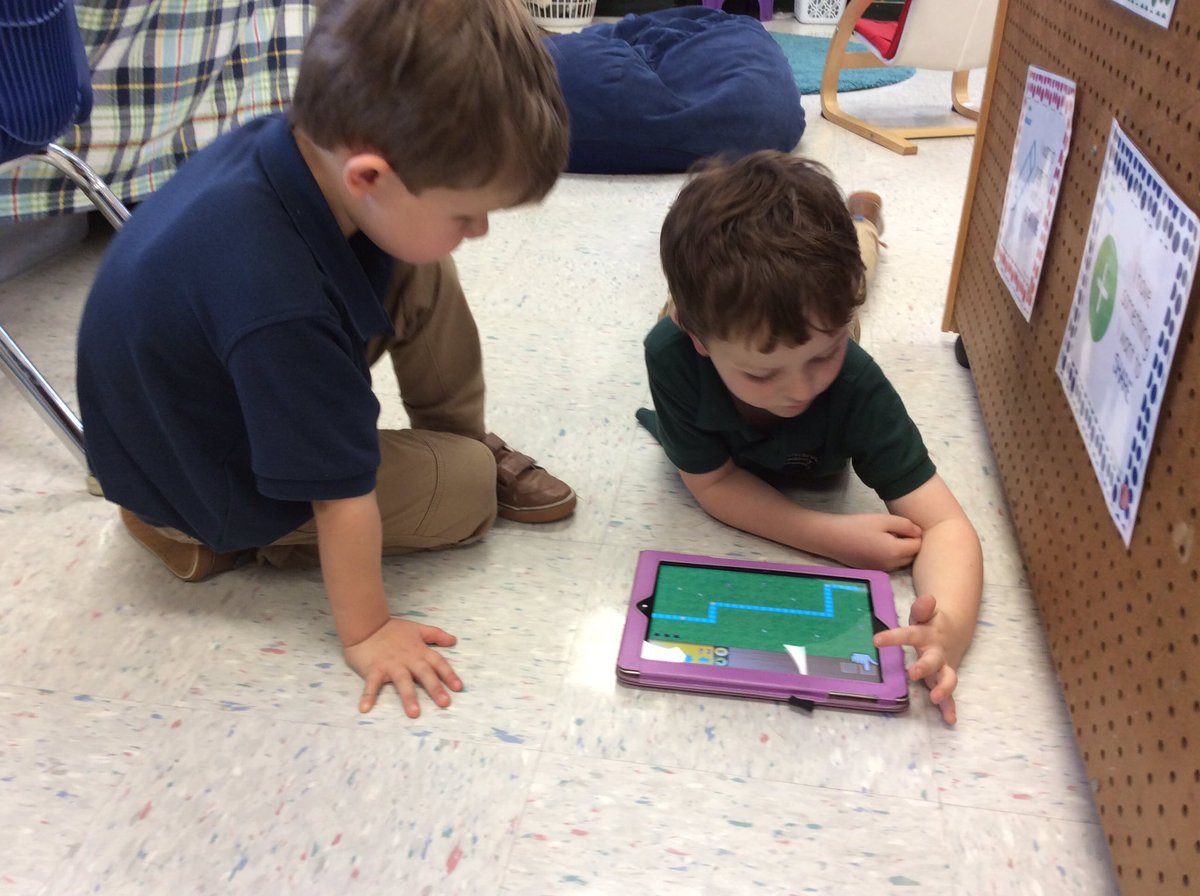 CBAWestChester's tweet photo. #kindergarten is enjoying #hourofcode with @kodable
#pairprogramming #fuzzbugs https://t.co/BLNWpTn3Mi