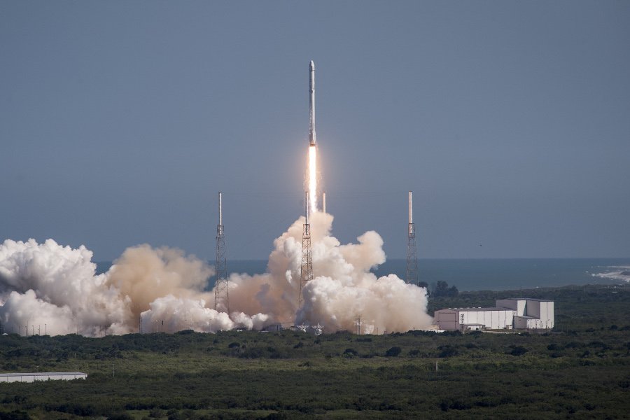 DurhamPublicSch's tweet photo. Congratulations to @RiversideDPSNC's Graham Shunk, @JHSFalcons's Xavier Gomez, and @DSA_DurhamNC's Srikar Prasad Kaligotla! They're 3/5 of @HigherOrbits Team Orion, and their winning experiment is going up to the @Space_Station on a @SpaceX rocket tomorrow! #WeAreDPS #Ignition https://t.co/f6UsWEng7Q