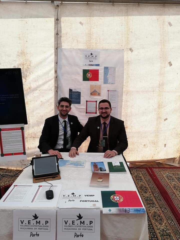 VSMB_org's tweet photo. Participation de #VSMB à la "Rencontre mondiale du #soufisme - 13ème édition".
#Mawlid2018 #Madagh https://t.co/Ff7GAQduI3