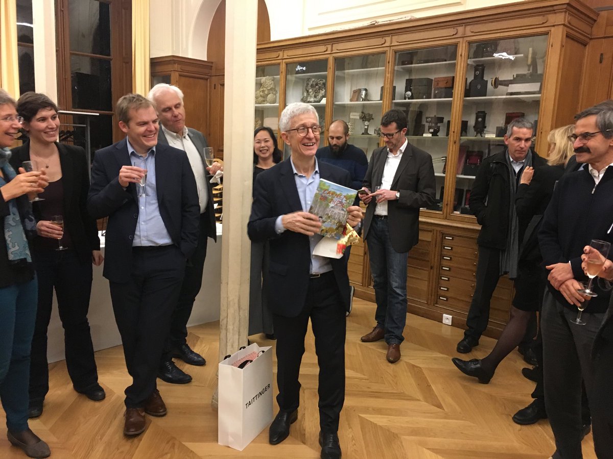Albert David (@albert_david_26) on Twitter photo DominIque Laousse, de la Direction Innovation et Recherche SNCF, est depuis aujourd’hui docteur en sciences de gestion de PSL, thèses préparée à MINES-ParisTech. Qui a dit qu’il y avait un fossé entre l’entreprise et l’université ? <a href="/psl_univ/">Université PSL</a> @CGS_MinesParis <a href="/cercle_innov/">Cercle Innovation - Dauphine</a> DominIque Laousse, de la Direction Innovation et Recherche SNCF, est depuis aujourd’hui docteur en sciences de gestion de PSL, thèses préparée à MINES-ParisTech. Qui a dit qu’il y avait un fossé entre l’entreprise et l’université ? <a href="/psl_univ/">Université PSL</a> @CGS_MinesParis <a href="/cercle_innov/">Cercle Innovation - Dauphine</a>