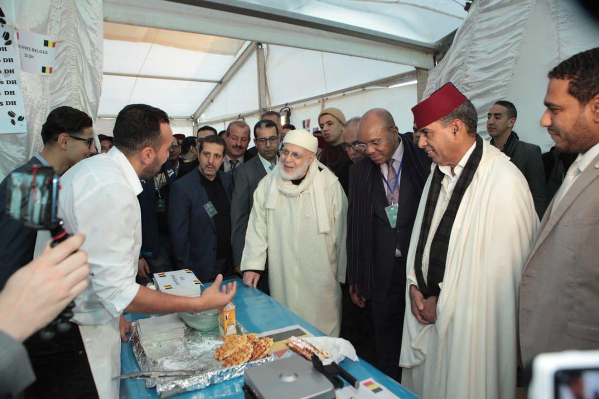 VSMB_org's tweet photo. Participation de #VSMB à la "Rencontre mondiale du #soufisme - 13ème édition".
#Mawlid2018 #Madagh https://t.co/Ff7GAQduI3