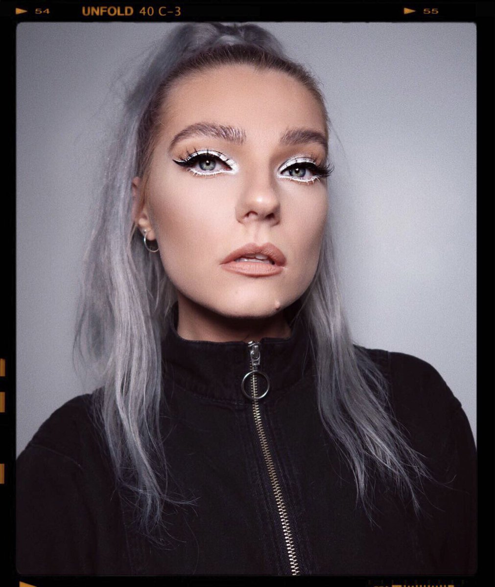 laura marie buka laura marie buka