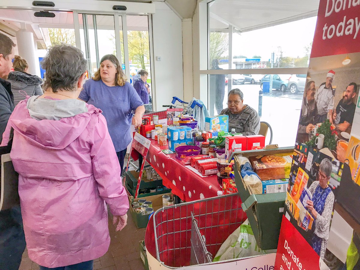 MyrtleHouse's tweet photo. A huge thank you to Tesco (Llanelli) and everyone who very generously donated to or volunteered at the Llanelli Foodbank Christmas Collection last week.
#llanelli #carmarthenshire #trusselltrust #stopukhunger #everycanhelps #christmas #generositychangeslives #christmaslove https://t.co/qPNQ6dtcyi