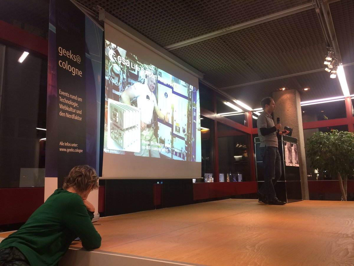 Ian_Benecken's tweet image. Viele spannende Experimente über die @Schpace berichtet die @Astro_Alex auf der #ISS ausgeführt hat. #Horizons