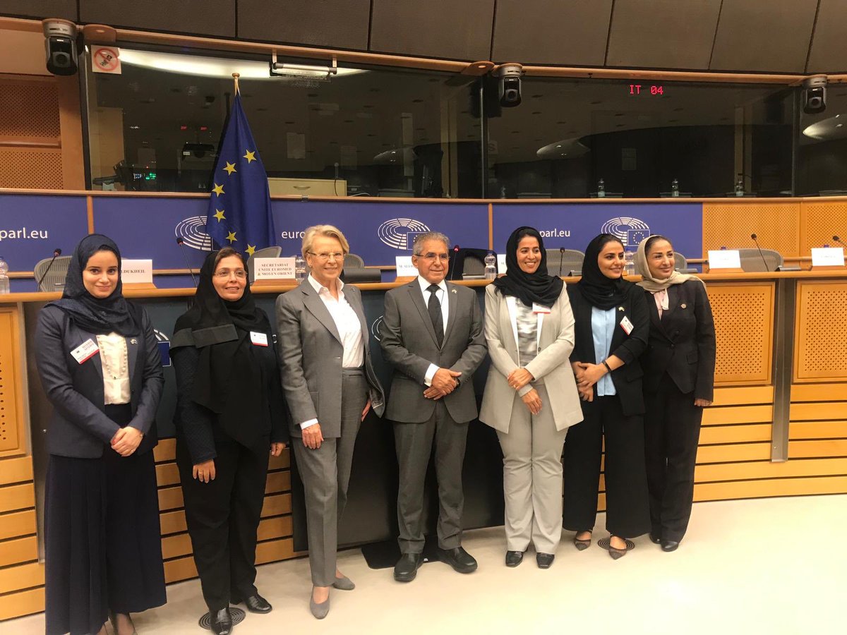 MAlliotMarie's tweet photo. Réception de la délégation des #FemmesSaoudiennes dans le cadre de la #DARP au @PE_FRANCE https://t.co/XAa5b0pcBP