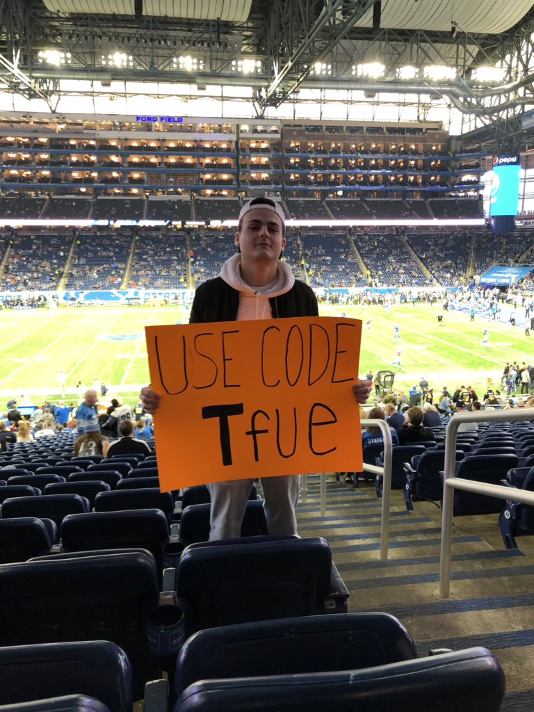 GreenYuhh's tweet photo. @TTfue @FortniteGame Just in case you missed the 300 likes from yesterday, peep my poster https://t.co/HfTcFgIt49