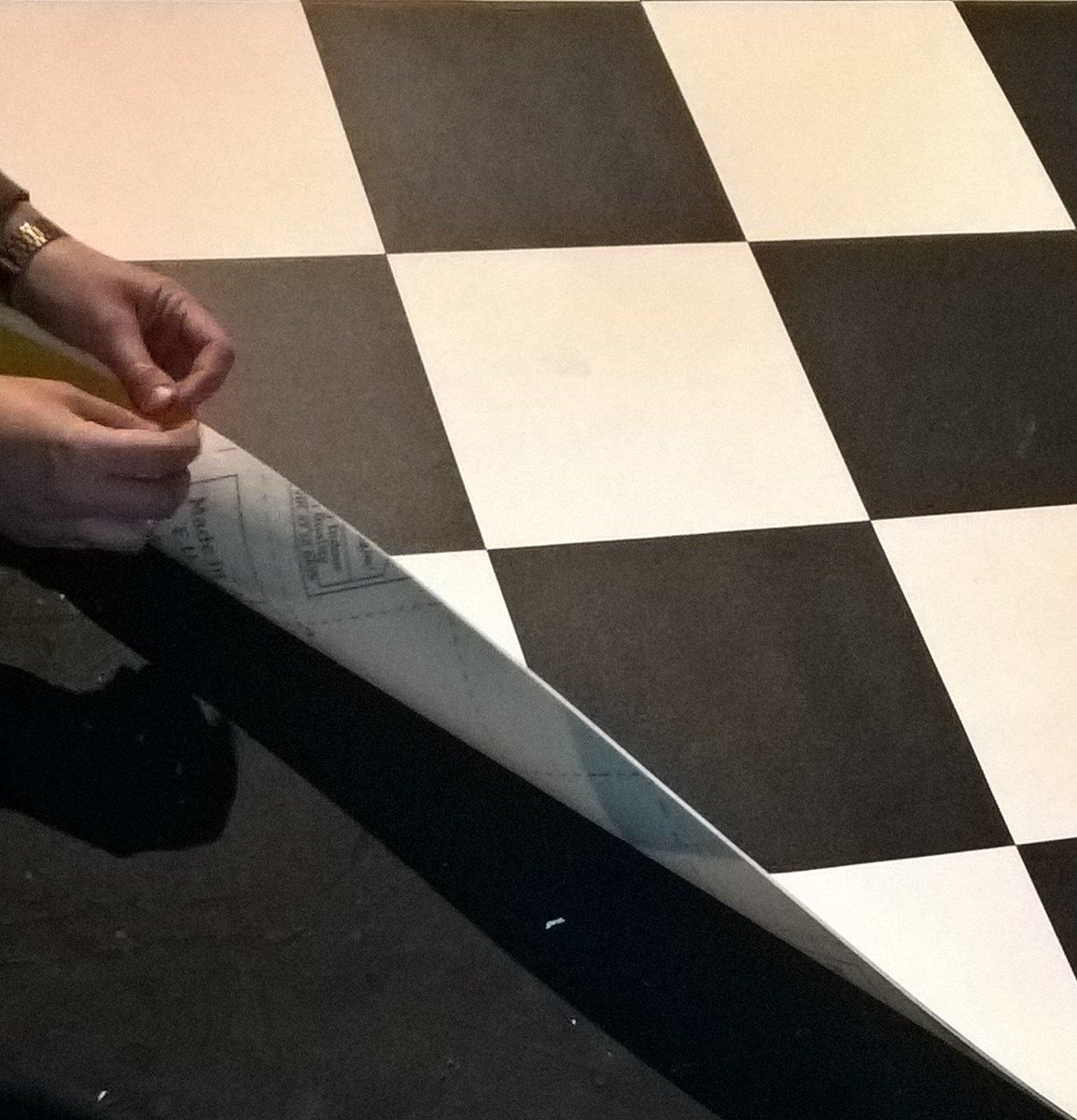 BrxHouseTheatre's tweet image. On the THIRD day of #AllNewSnowWhite the set went up in our auditorium! We love our new 50s-style floor, what do you think?