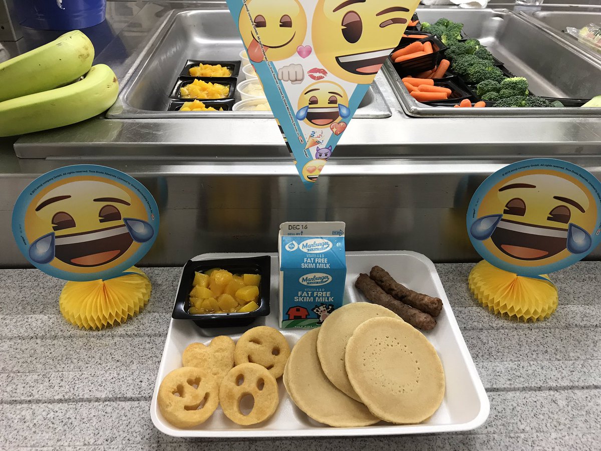 TNG_MASD's tweet photo. Emoji Party at the Mars Area Primary Center, Elementary, and Centennial School! The students loved the Emoji-shaped fries and every student who purchased lunch today was entered to win a set of Emoji stamp markers! #tngfoodfun @JoTNGRocks @TNG_Corporate https://t.co/GMZkpx3gwi
