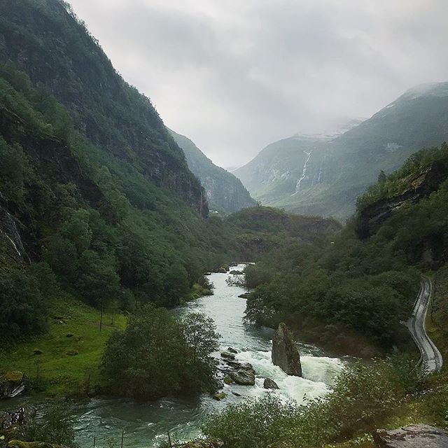 peternasonov's tweet photo. Friends, I started compiling #instastories from my #eurotrips into #vlogs. The first one is already up on my YouTube #channel. Go check it out!
P.S. To find my #youtubechannel just type my name in YouTube search.
#norway #flam #europe #eurotrip #travel #… https://t.co/7qok9WQwrr https://t.co/g00W8tmFsm
