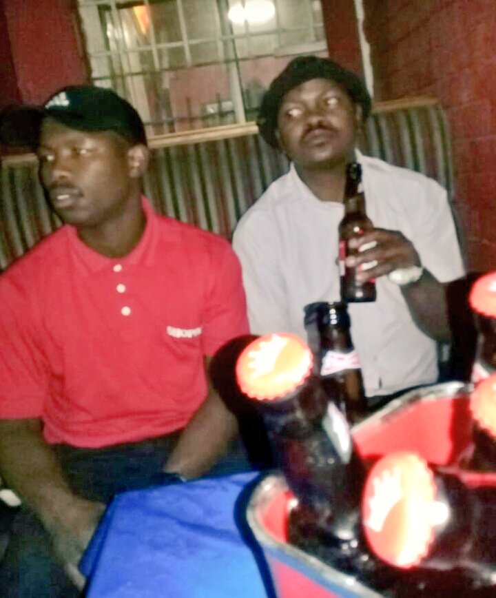 lufunombatha1's tweet photo. The look of a guy when a rendom guy is talking to he's chick😂😂😂😂 https://t.co/BgQ5kxY8YV