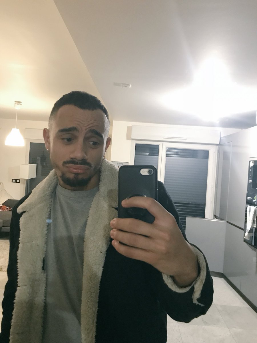 Mister V tweet media