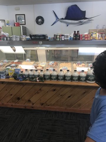 RaysSeafoodMrkt's tweet photo. We're here to turn your seafood dreams into reality. https://t.co/294OGtbL3V