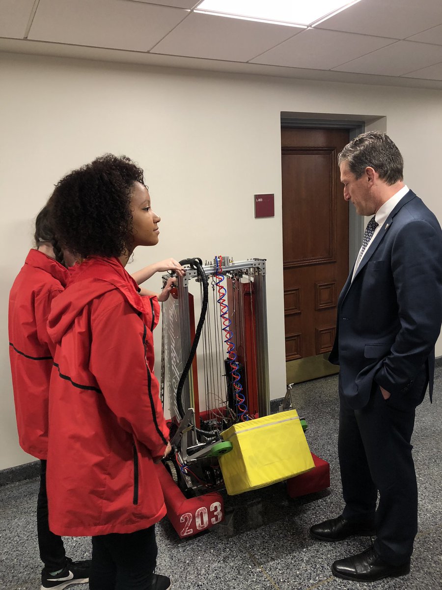 MaximusRusi's tweet photo. Had a pretty cool day serving my state :) went to the State House &amp; spoke with a lot of senators &amp; assemblymen advocating the recognition of @FIRSTweets as a ctso and providing more students across the state with the opportunity to learn about STEM at a younger age! @GovMurphy https://t.co/Bpr8sErQRg