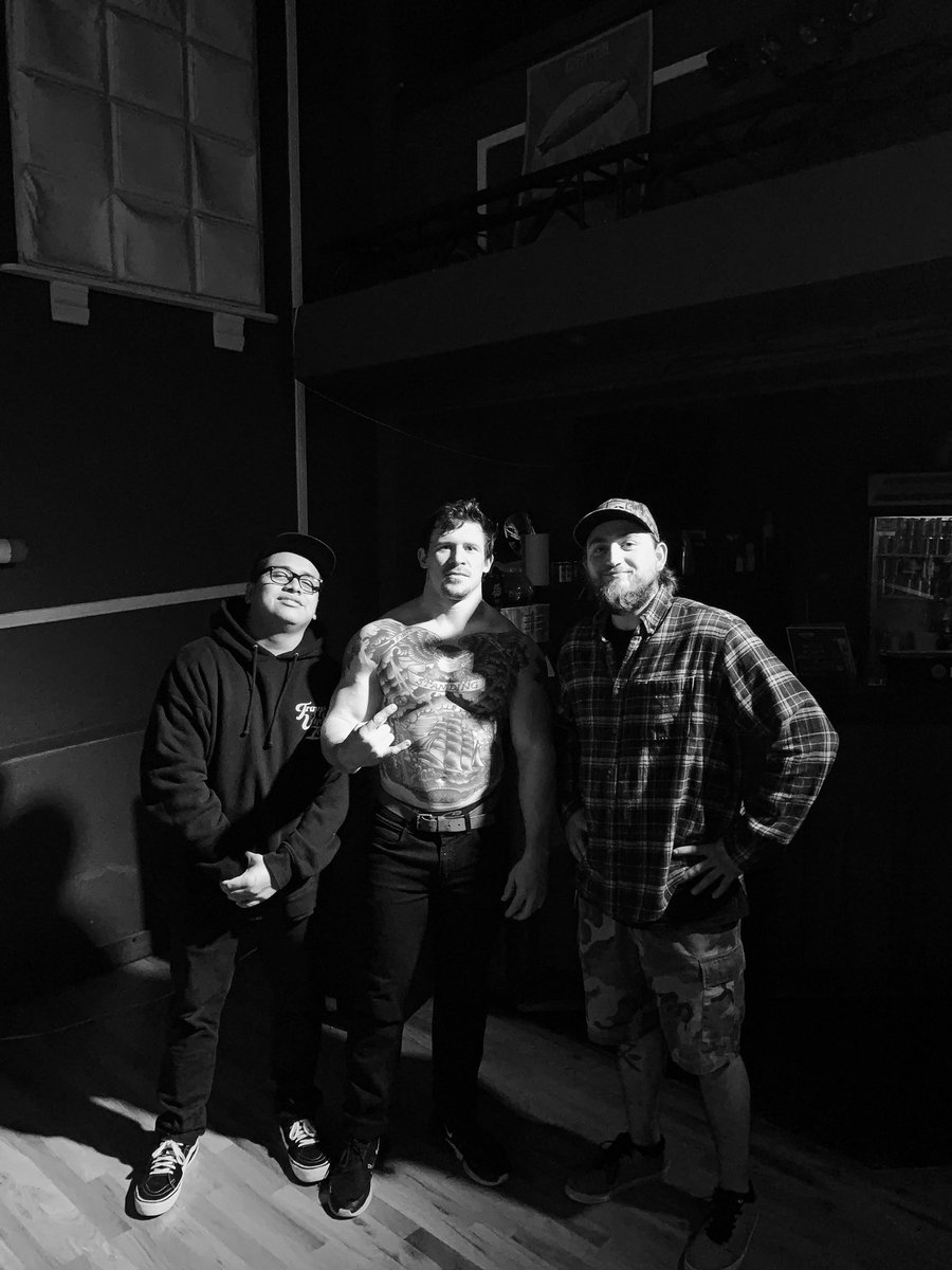 Thank you to everyone who came out last night! We had such a great time. Thank you to Ruben at Pointless Promos for putting us on and for always giving us awesome opportunities. And thank you to <a href="/harmsxway/">Harm's Way</a> for coming through and showing NWA a good time 👊🏽
#harmsway #sticktight