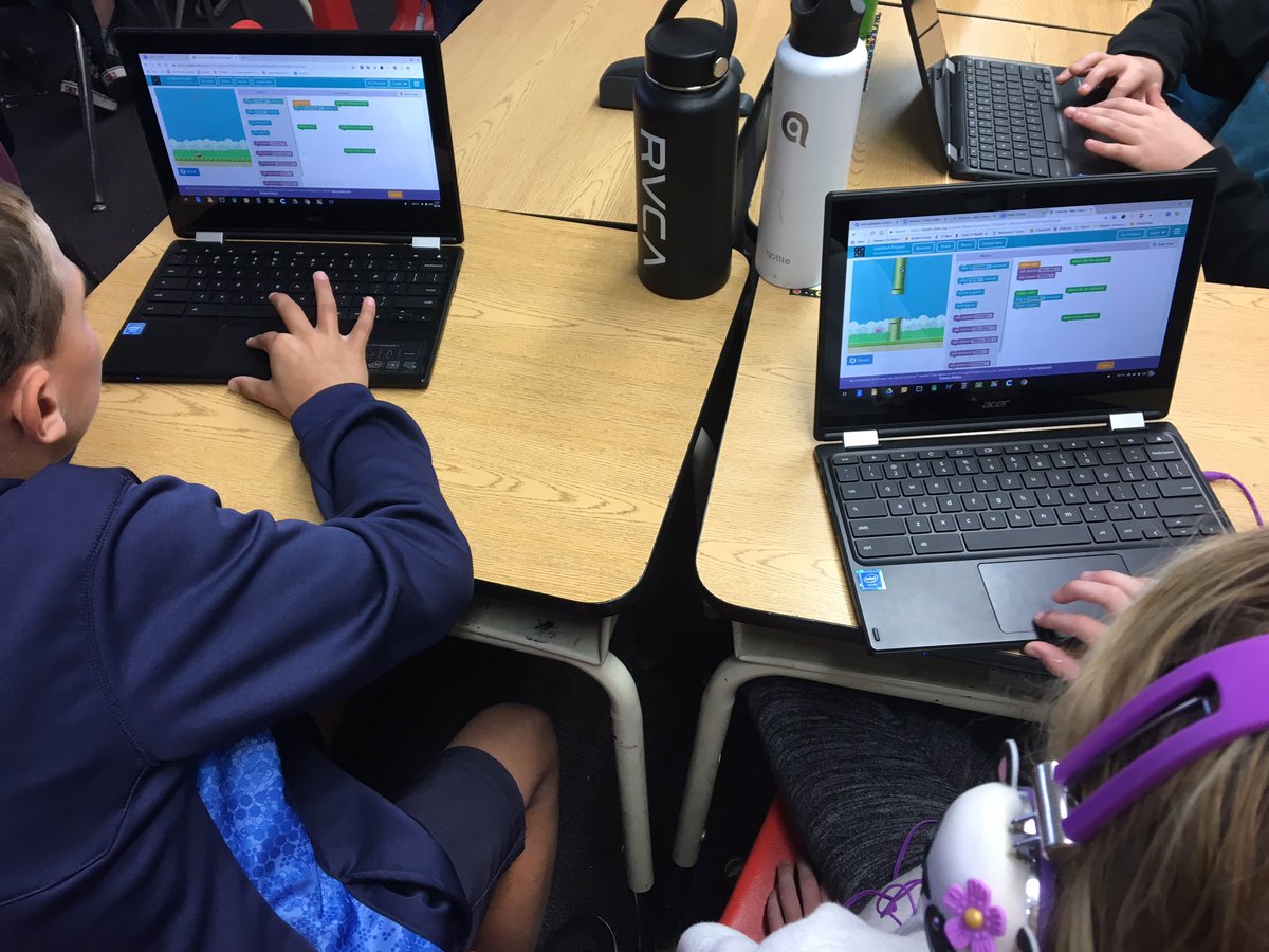 ConcordiaES's tweet photo. Mrs. Turner’s fifth graders were participating in coding exercises. #capocodes #HourOfCode #SeaLionSuccess https://t.co/nXFRUDfKyN