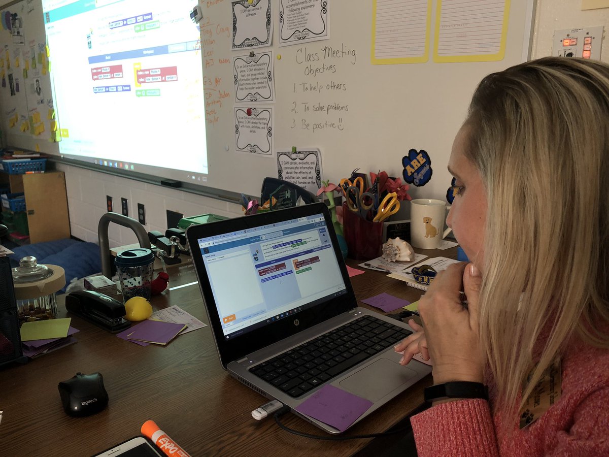 DariusDoes's tweet image. I also enjoyed our #HourOfCode kickoff today! We had quite a few classes coding today, but my fave by far was the #CodeDanceParty with @Wonder_Woman44. It was a blast! Our Fantastic Bookkeeper even wanted in on the fun! #CodingThruTheSnow @ARES_HCS @ksuiteach