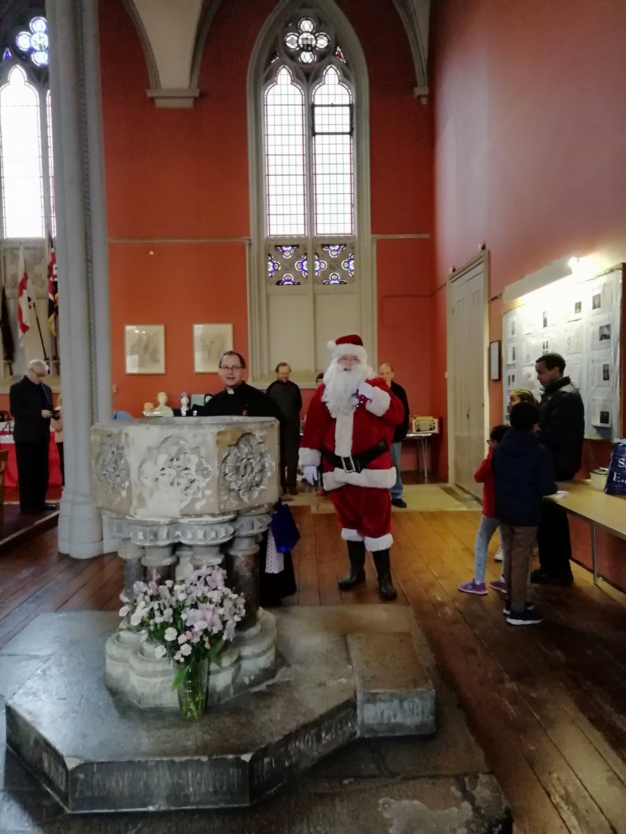 @StMarys_NW1 @ParishOfOldStP @churchofengland Our Annual Christmas Craft Fair on Saturday 25th November was opened by Father Christmas and his grumpy elf! -- a busy, fun-filled afternoon, and a great atmosphere, both in the church and the hall.