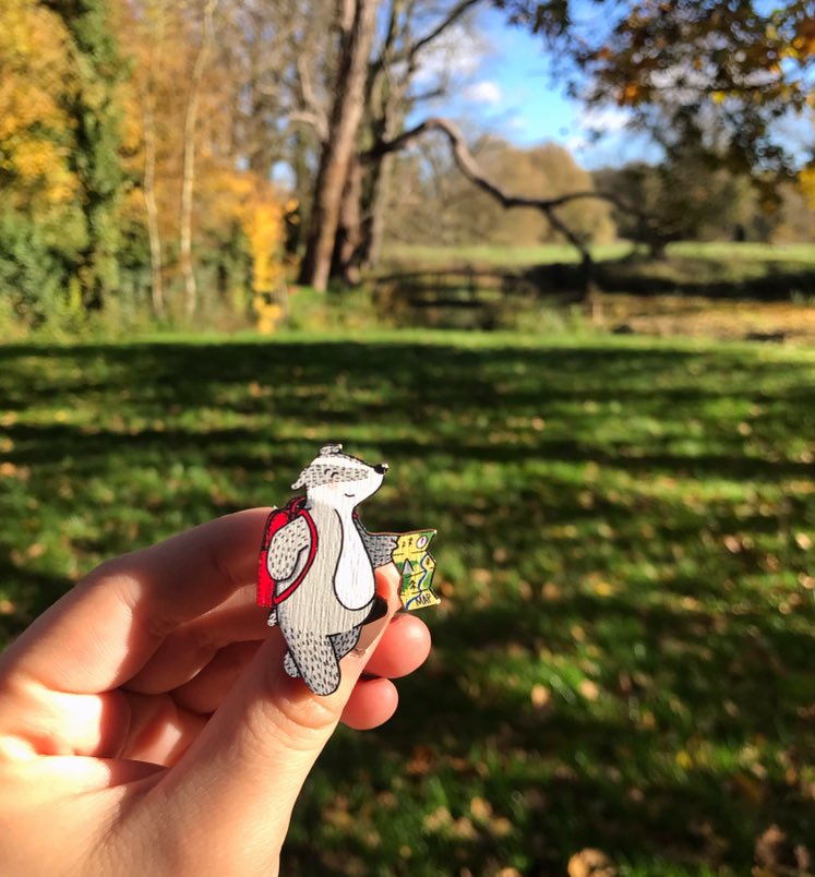 LilyEdgarx's tweet photo. ๐บ ๐ Gone explorinโ ๐๐บ
This cute lilโ badger wooden pin is a firm favourite in my Etsy store!
Grab one for yourself here - https://t.co/vWOnfAB79p
#creativebizhour #thlx #thlcrafthour #etsy #pins @ZapCreatives https://t.co/FTVT8VMPEV