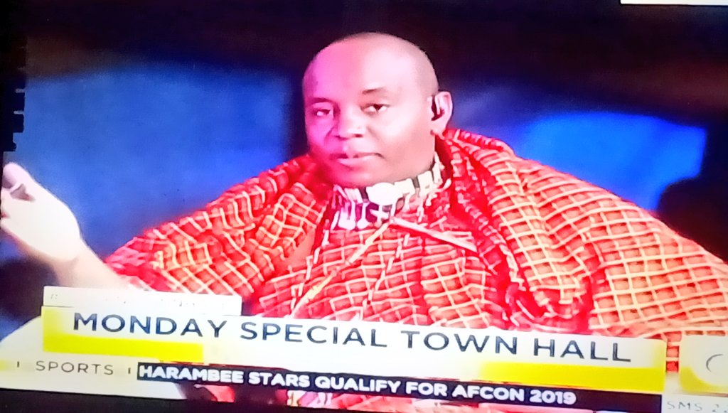 KevinOsidoEsq's tweet photo. Something great happening in Narok County. Livestock Economy Town Hall discussion. Hwvr, sth is missing in the panel. @LinusKaikai, what's the place of  women in Livestock Economy in #ASALCounties? @citizentvkenya @MKapombe @SamuelTunai @KenyaGovernors @CGW_Kenya #CitizenTownHall https://t.co/OEBixXQE3P
