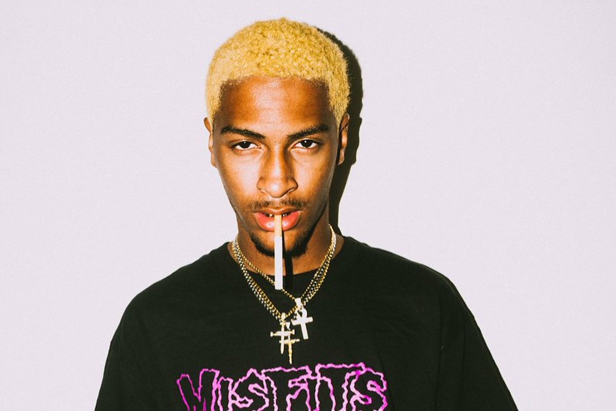 Neumos's tweet image. Don't miss @comethazine117 performing live on 3/3 with @LiLGNAR. Tickets &amp;amp; info: bit.ly/2zxrdmj