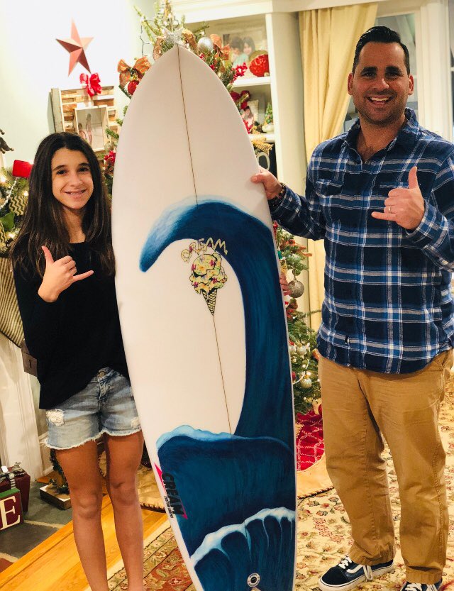 OHutSurfShop's tweet photo. Stoked for this lucky girl, you have a great dad! #buildyourcustomcream #supportyourlocalsurfshop #creamsurfboards #oceanhutsurfshop #shopsmall https://t.co/r6ZO3IoQgV