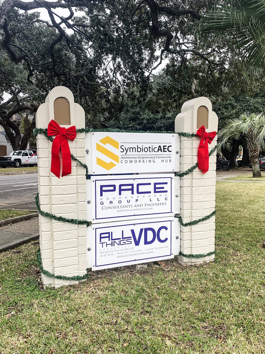 PACEGroupLLCLA's tweet photo. It’s beginning to feel a lot like Christmas! #Holidays #mondaymotivation #workinNOLA @allthingsVDC @symbioticAEC https://t.co/nBj1yPJxcl
