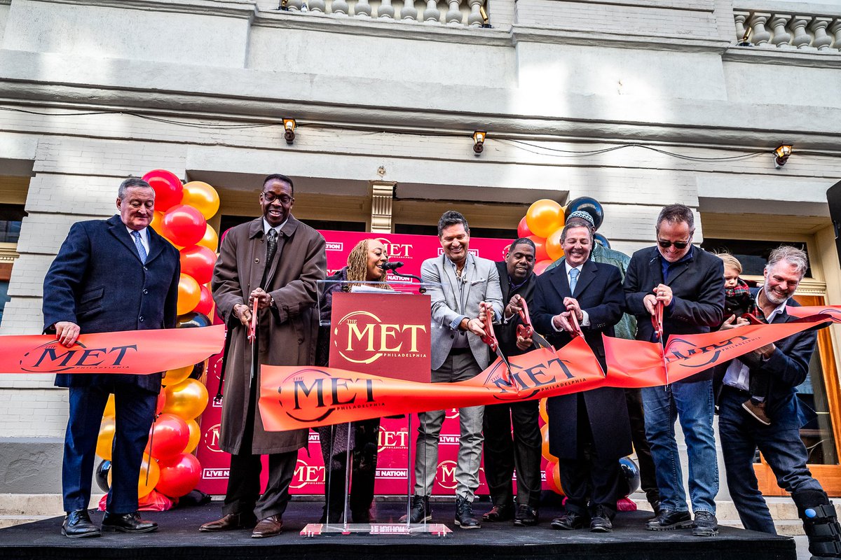 PHLCouncil's tweet photo. Photos from today's ribbon-cutting at the newly-restored @themetphilly are now on our Flickr: https://t.co/50oqwlgupK https://t.co/5Y4YmMjReg