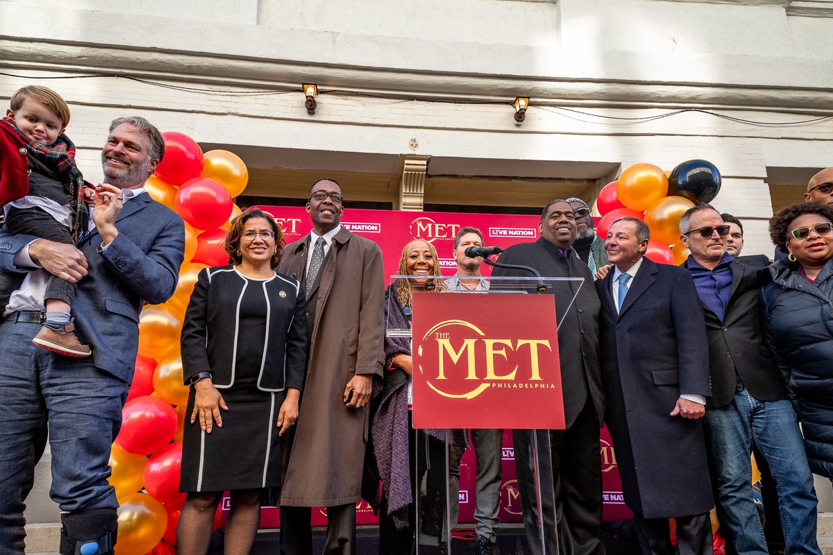 PHLCouncil's tweet photo. Photos from today's ribbon-cutting at the newly-restored @themetphilly are now on our Flickr: https://t.co/50oqwlgupK https://t.co/5Y4YmMjReg