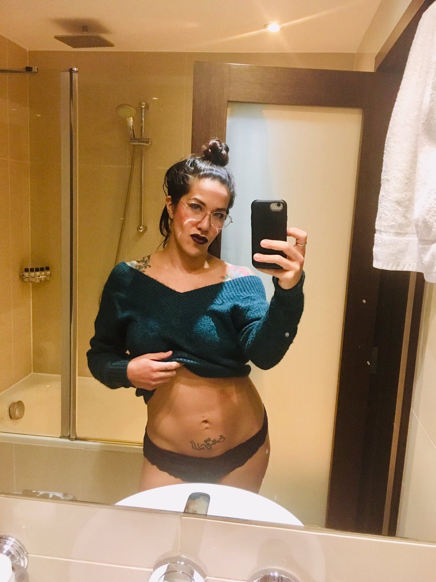 SorceressDevin's tweet photo. Coming to SF: Dec 18-21 #SFMistress #SFDomme #SFDominatrix #SFSwitch #SFCompanion #kinkyCompanion #LondonMistress #LondonDomme #LondonCompanion #EroticDomme #SensualDomme #EroticMistress #SensualMistress #pornActress #pornproducer #roleplay #strapon #interrogation #erotichypnosis https://t.co/Gh0WVGRCC5