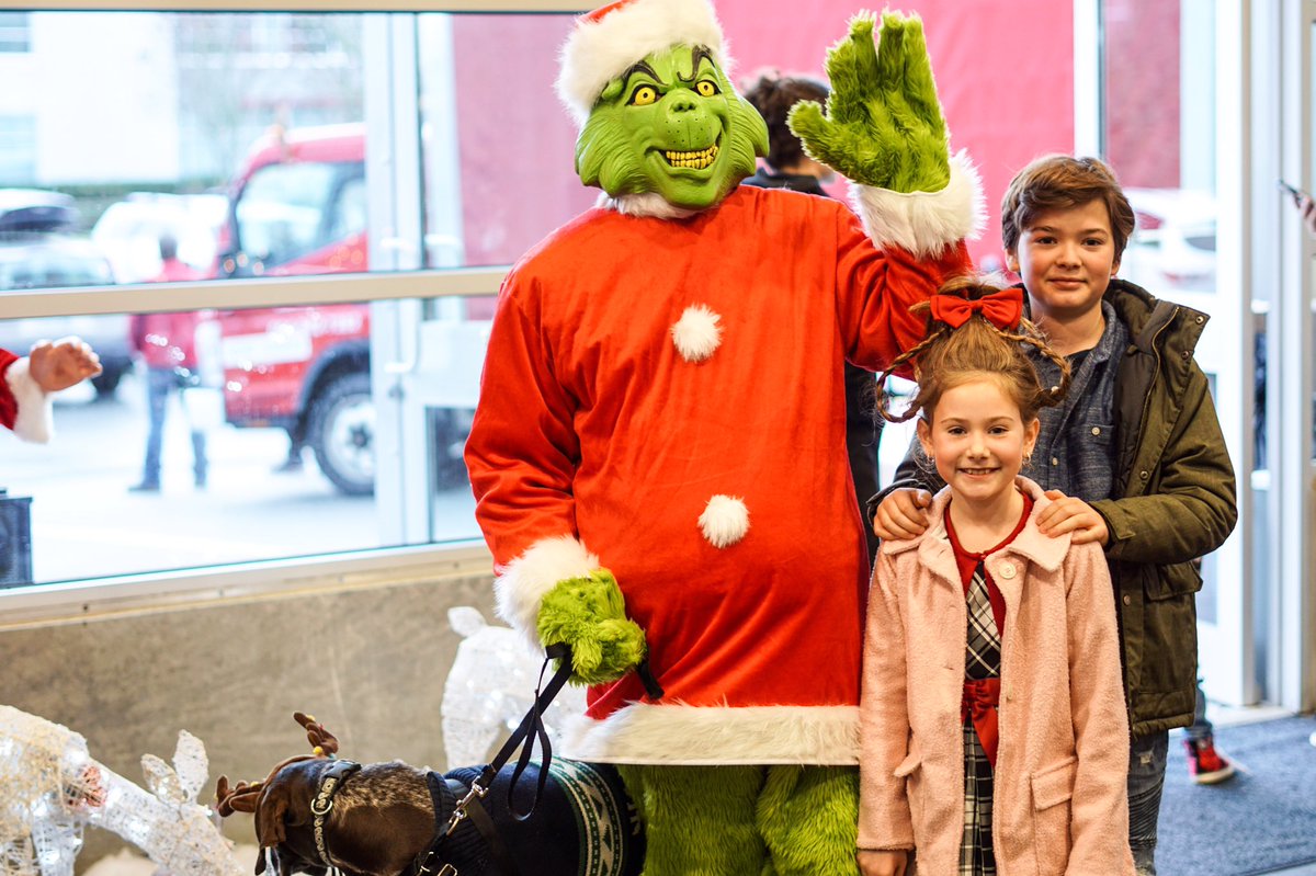 ShakeHomesReno's tweet photo. https://t.co/qFImi3Ei7Q
#CoatsForKids #GVHBA #ChristmasBureau #Shakespearehomes
PC - GVHBA https://t.co/NVlppa8qx3