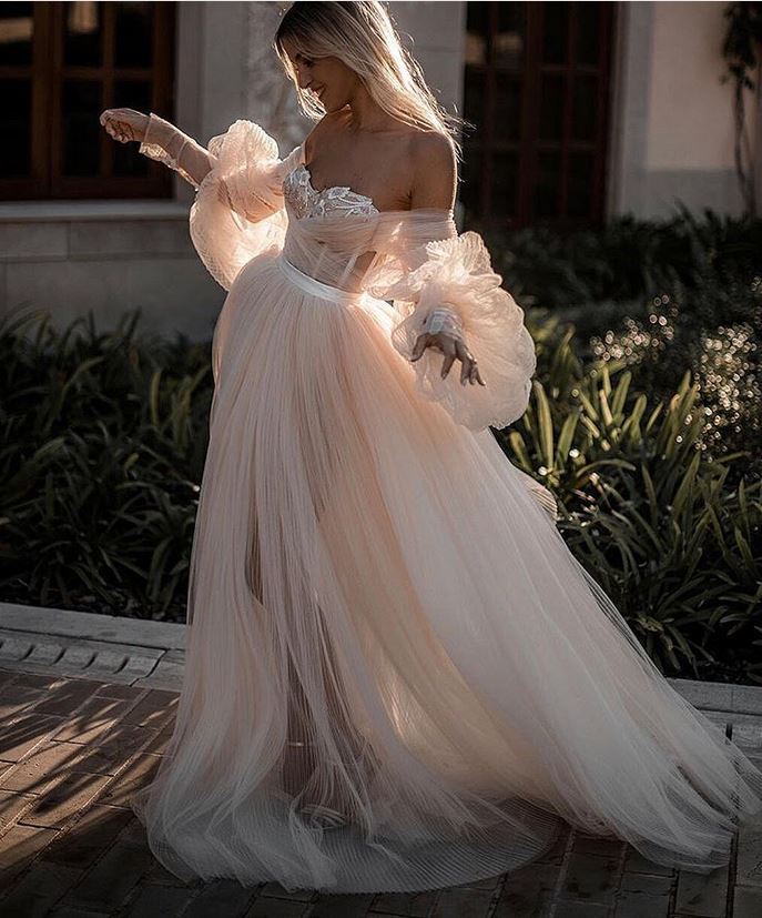 Abitosposa Leggero Romantico E Sensuale L Abito Da Sposa Cipria Nella Collezione Sposa Couture Galialahav Alegria Collection T Co 7oedvsjhao Amazing Blush Wedding Dress T Co 8dpwa2yxuf