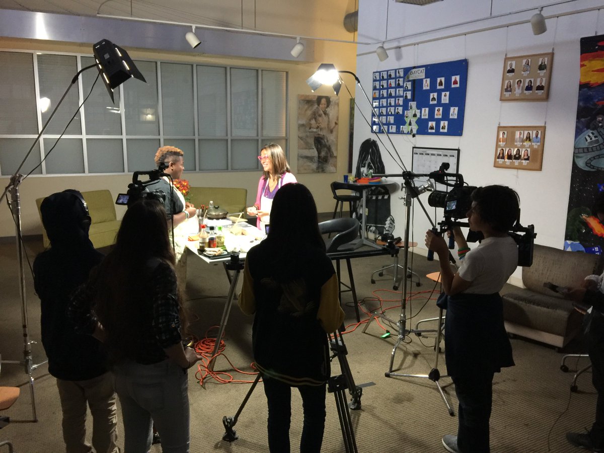 BAYCAT's tweet image. By donating to BAYCAT you provide young women and people of color access to the software the pros use, state of the art camera and lighting equipment, a safe haven to express themselves, and a way to amplify their stories. 👉🏿 donatebaycat2018.causevox.com #CreatingAccess