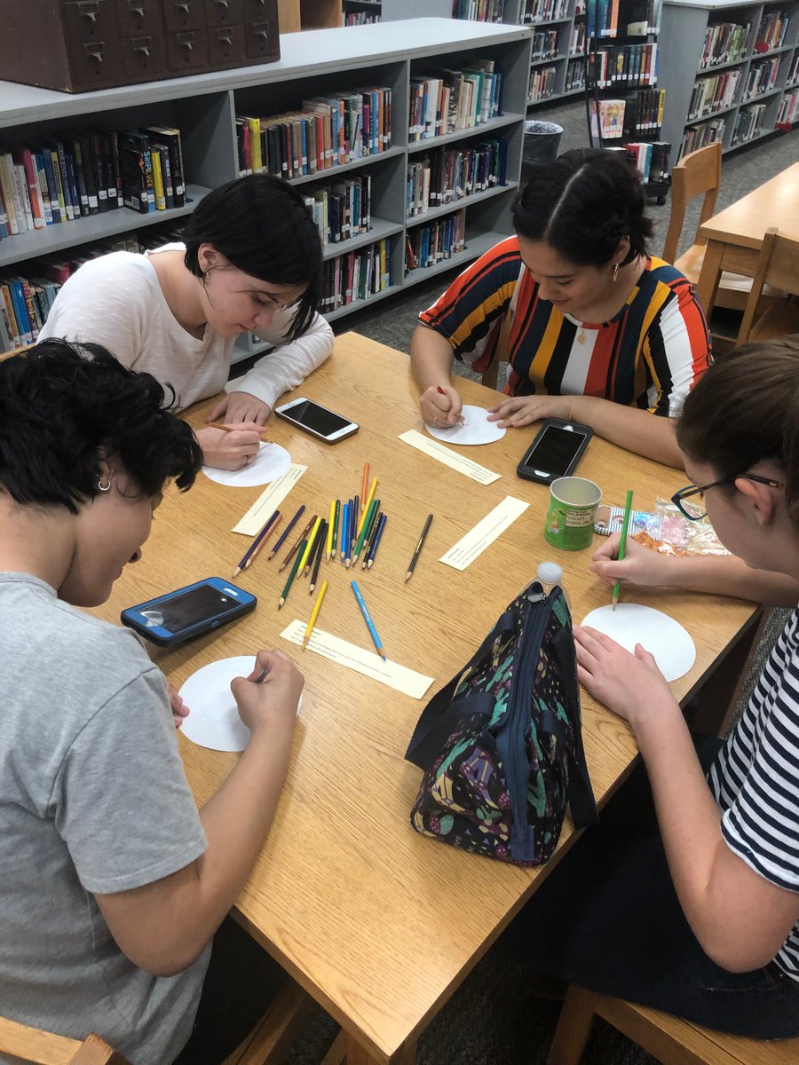 FDHSCommons's tweet image. It's Mandala Monday for Wellness Week at FDHS. @DD2Wellness  @FortDorchesterH @FDHSCounseling