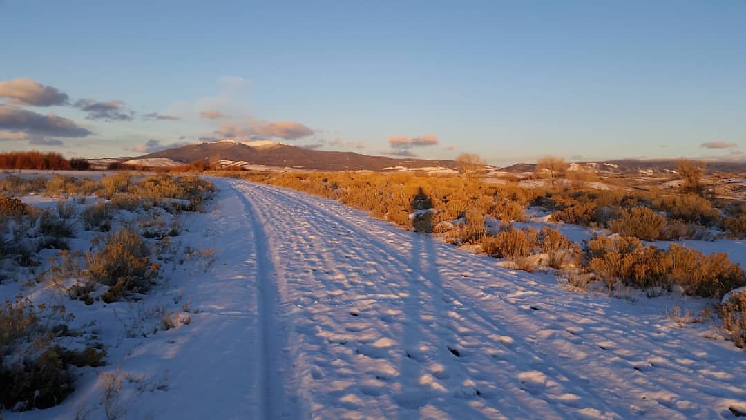 While we're closed for the season, our year-round staff have the Homestead to themselves. Housekeeping Manager Vitor Chies shared this pretty winter view from a recent trail run. Photo: @Vitor_chies