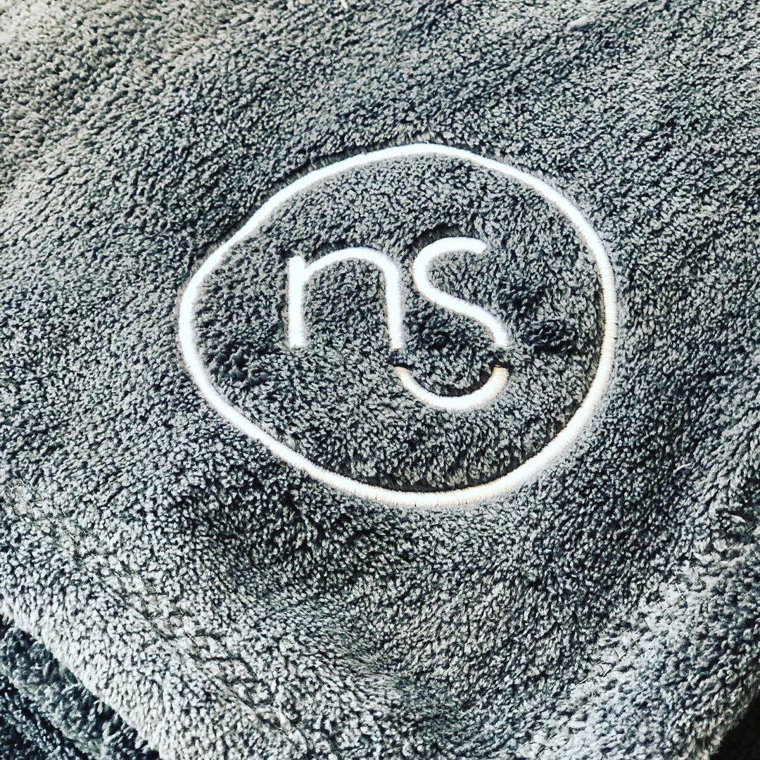 FreshPrints208's tweet photo. Custom Embroidered Blankets and Jackets for Nampa Smiles! 

Looking for an amazing/friendly dentist office?Check out Nampa Smiles!

208-466-2456

607 2nd St

Nampa, Idaho https://t.co/XEVoUJA5oI
