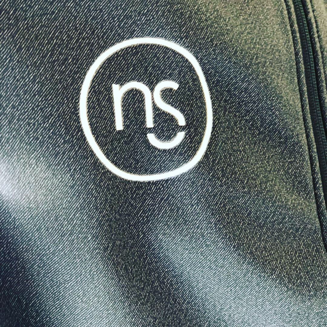 FreshPrints208's tweet photo. Custom Embroidered Blankets and Jackets for Nampa Smiles! 

Looking for an amazing/friendly dentist office?Check out Nampa Smiles!

208-466-2456

607 2nd St

Nampa, Idaho https://t.co/XEVoUJA5oI