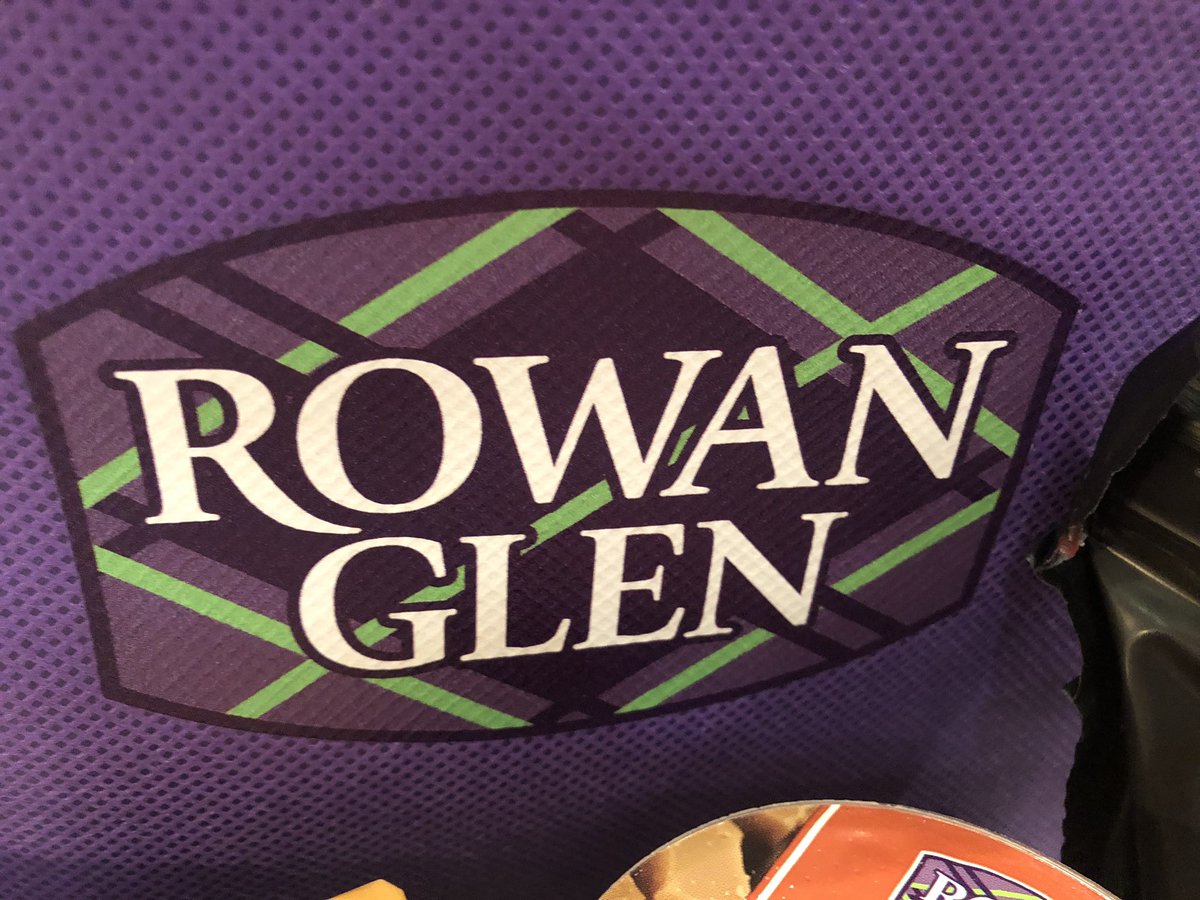 EdinReporter's tweet photo. Loving this wee lunch pack delivered by the sponsors of @captheatres panto #RowanGlen ( oh yes I am!) They sent a selection of their Scottish dairy products and a lovely note hoping we are looking forward to Press Night on Wednesday well of course we are! @GrantStottOnAir https://t.co/0czeY2w2Fd
