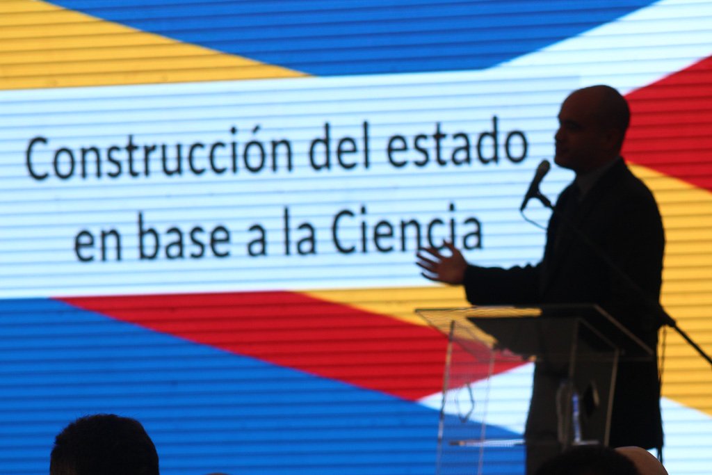 soyfornerino's tweet photo. #MirandoAlFuturo | Un año de la instalación del Consejo Científico Tecnológico de Miranda y lo celebramos en el marco de la #Fictec2018, espacio donde se presentó la metodología de gestión articulada con la ciencia para brindar bienestar al pueblo. #HermandadTurquíaVenezuela https://t.co/fLAcRmouf0