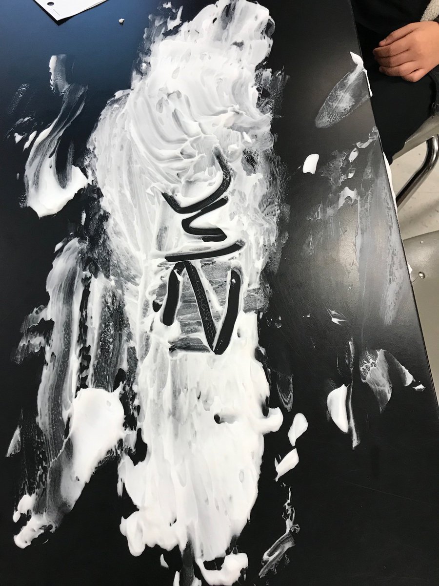 morrea123's tweet photo. Using shaving cream to understand the Periodic Table? Yes!!! #8thGradeScienceRocks @greecearcadiams @mrlumb @mikejferris2 @GreeceCentral @stefanie0124 @13KarynP13 https://t.co/ZZkZvipSBZ