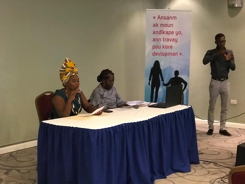 BSEIPH's tweet photo. Présentation du rapport de l'Etude sur la Santé Reproductive des femmes et des jeunes à besoins spéciaux dans l'Ouest d' Haïti. #3décembre#journéeinternationaledespersonneshandicapées. #BSEIPH #UNFPA #MINUJUSTH #UFMORH #AFAS #FHAASHAA https://t.co/NXBE1TvGJN