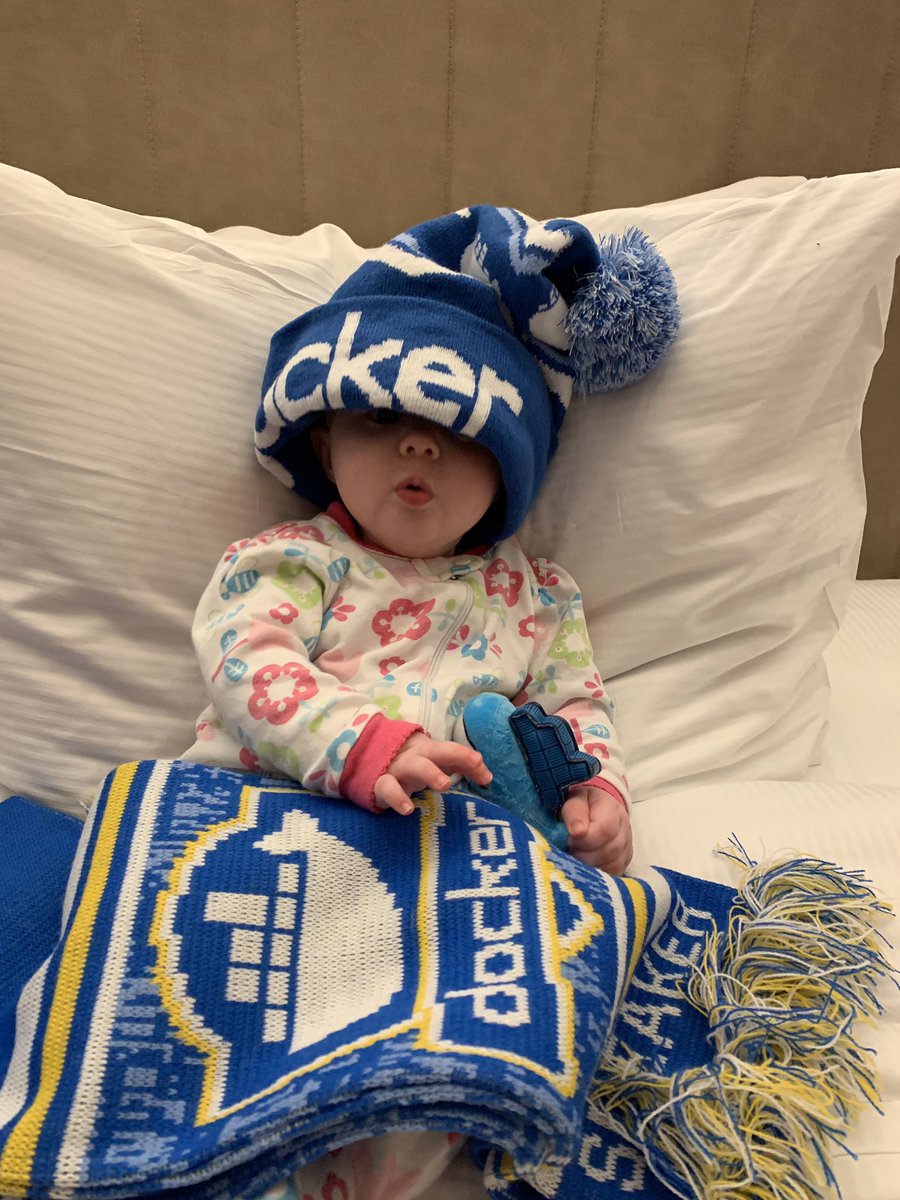mikesir87's tweet image. Quick photoshoot with the cutest baby @Docker captain! 😍 #DockerCon
