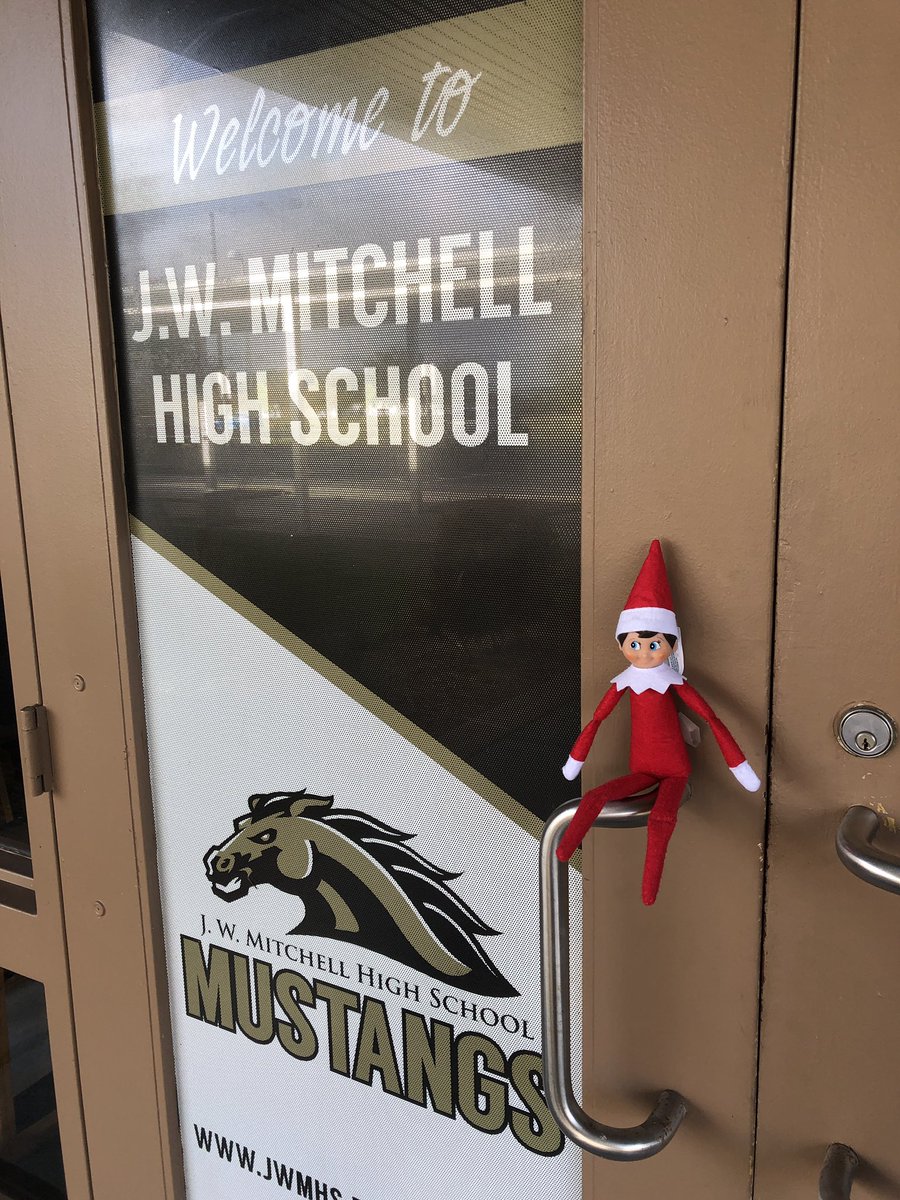 MitchTheElf's tweet photo. Hey, @JWMHS #Mustangs! I am @MitchTheElf and will be reporting to #Santa about your behavior until the Winter Holiday! Follow me on SnapChat (MitchTheElf) and Instagram(@Mitch_The_Elf2323)! Please behave! #14SchoolDaysLeft!#MitchIsWatching #BeGood! https://t.co/XJSI7We5bp