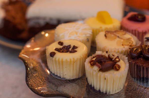 Keepity's tweet image. Wow 40% off!!! Head to @DiannesDesserts for something sweet!