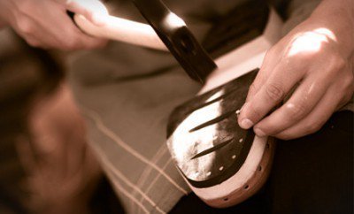 Keepity's tweet image. Arlington Shoe Repair heels my sole! buff.ly/20h8lhK