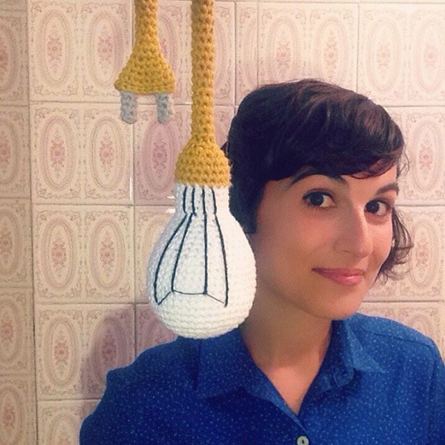 De las mayores locuras nacen las mejores 💡ideas
...o algo así
•
•
•
#estoconsumemenosquelosled #amelieonemoretime #ganchillo #crochet #lampara #amigurumi #deco #lightbulb #led #lamp #homedecor ift.tt/2Stl1CV